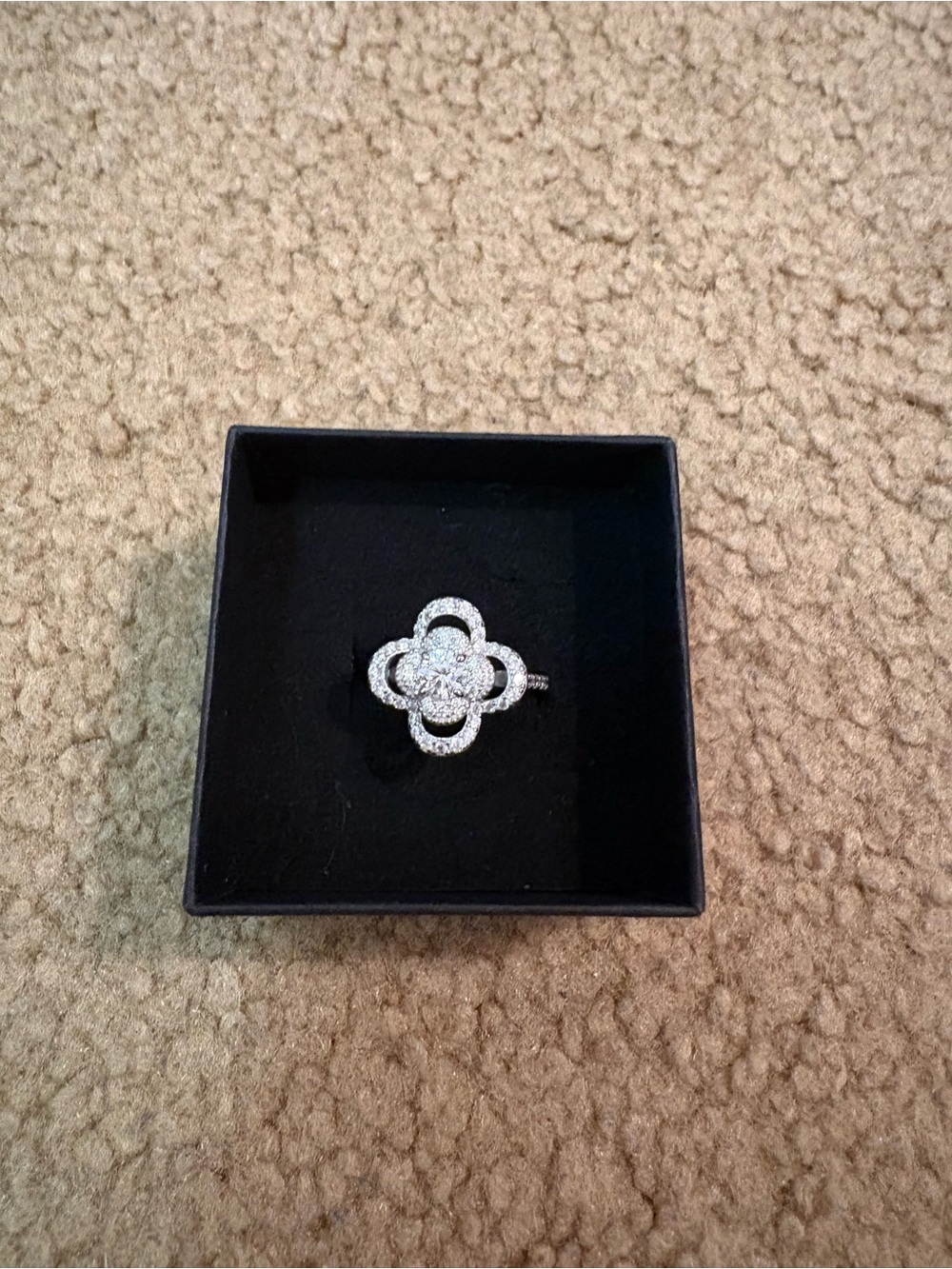 Elegant Silver Floral Halo Diamond Ring - White size 7